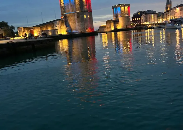 Proximite La Rochelle 公寓 *